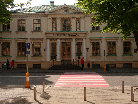 wpfd9091cc_0f.jpg